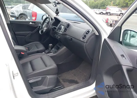 2017 Volkswagen Tiguan 2.0T S из США, поврежденный, VIN WVGBV7AX4HK002215